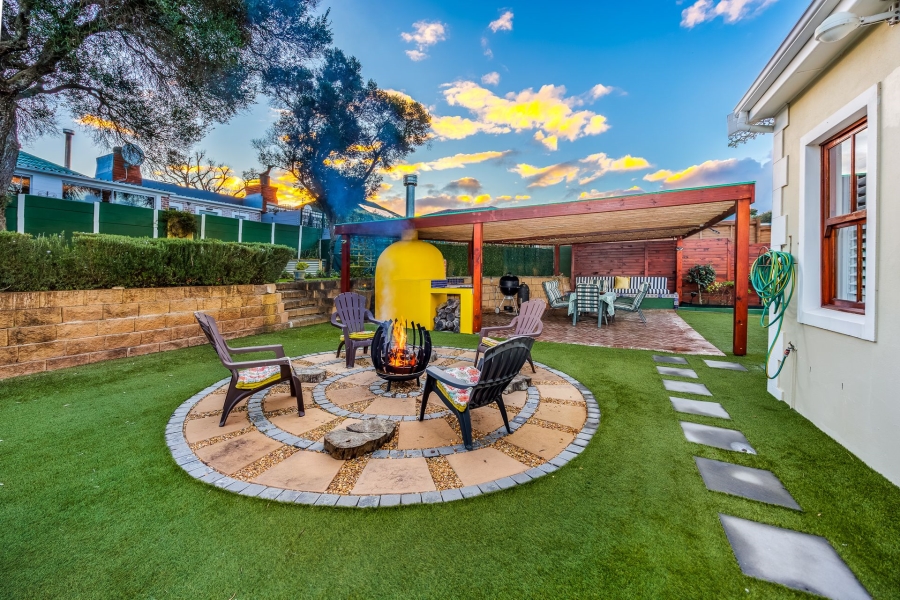 4 Bedroom Property for Sale in Bergsig Western Cape